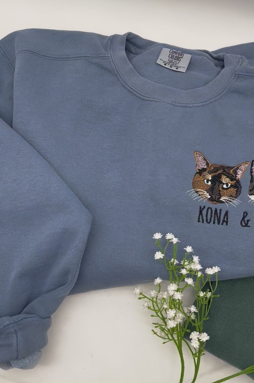 Custom Unisex Embroidered Pet Portrait Comfort Colors Sweatshirt